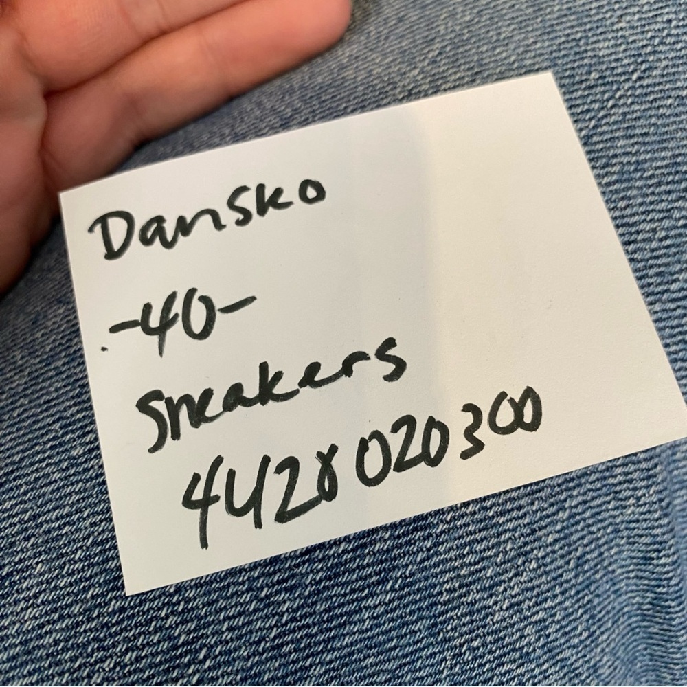 D22 Dansko Renae Sneakers - Picture 12 of 12